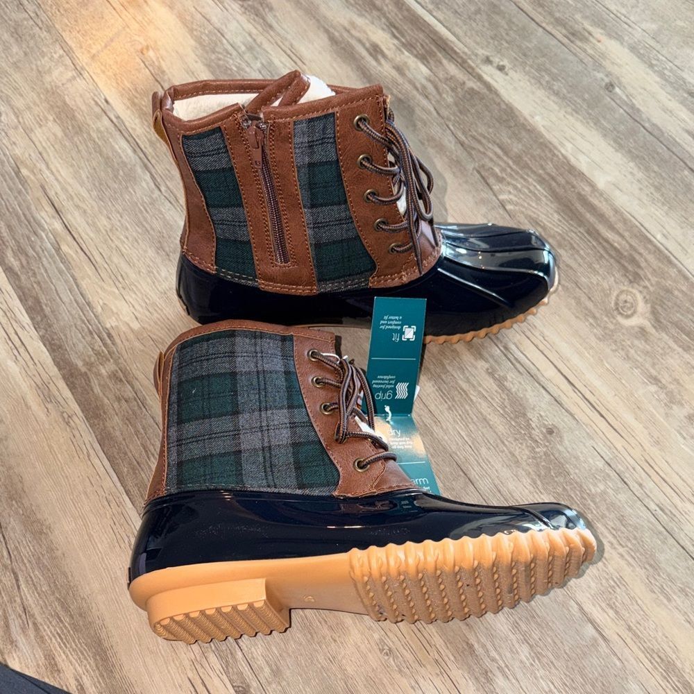 Sporto Brown and Black Plaid Duck Boots